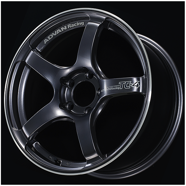 Rueda desplazada Advan TC-4 17x9" 5x114.3 +35